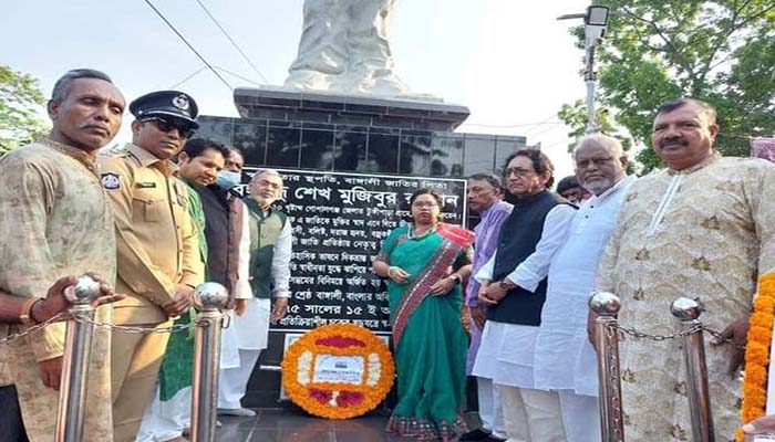 বানারীপাড়ায় মহান স্বাধীনতা ও জাতীয় দিবস উদ্‌যাপন